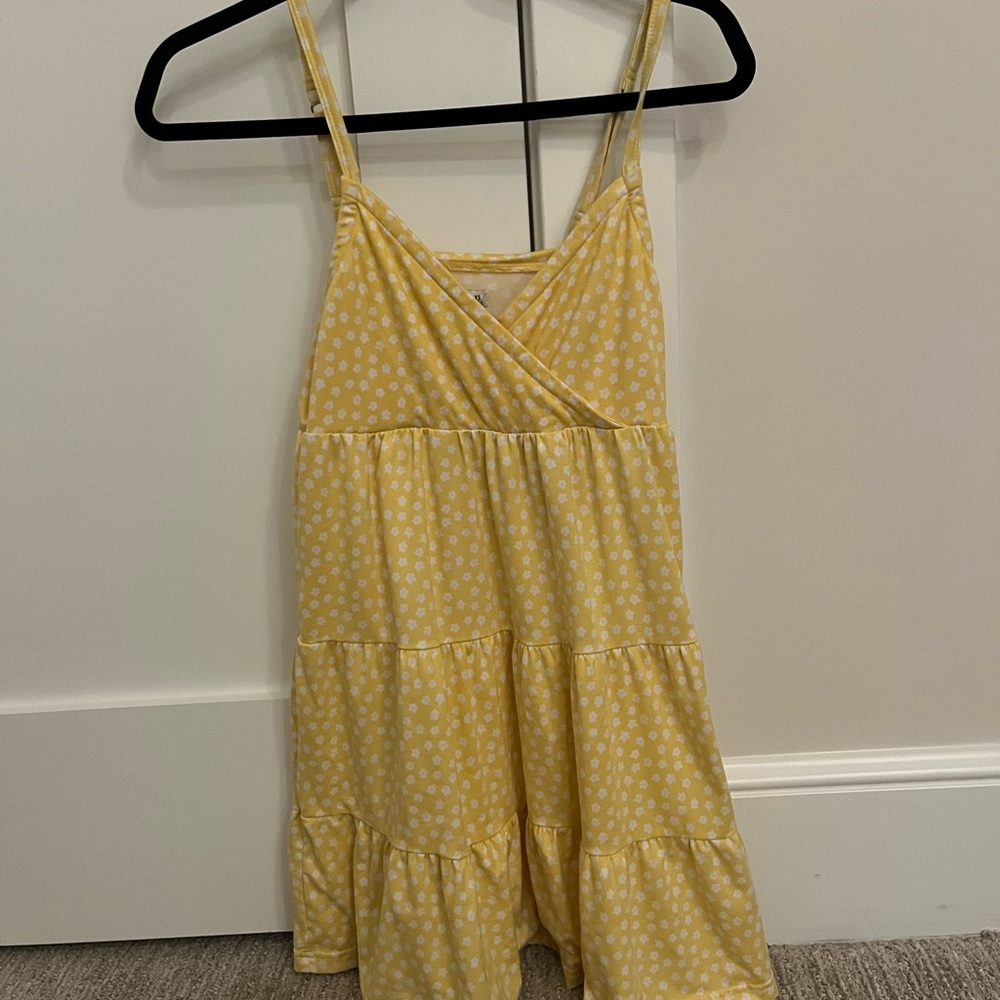 Yellow dress